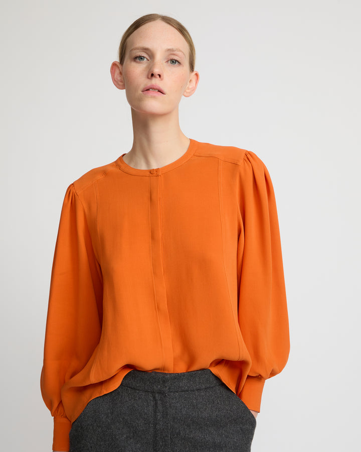 Chemise en crêpe de soie