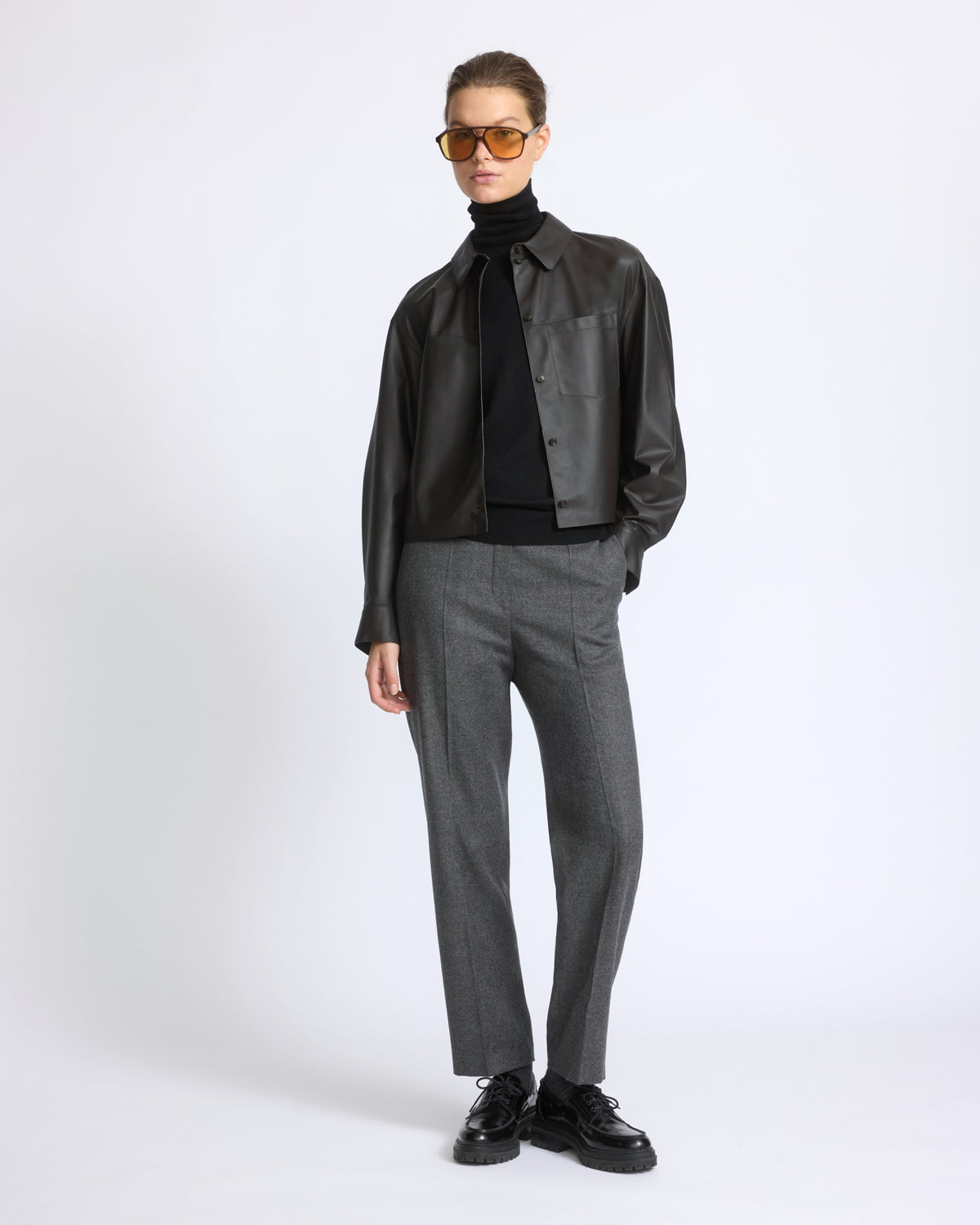 Chemise croppée en cuir d'agneau fin - Yves Salomon - Nouvelle collection Automne Hiver