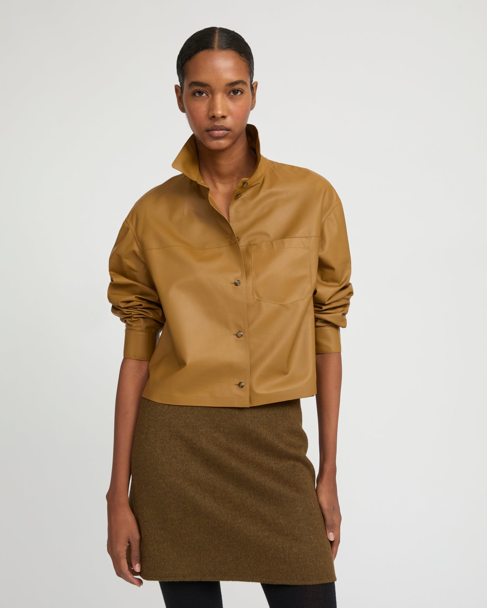 Cropped shirt in fine lamb leather - Camel - Yves Salomon