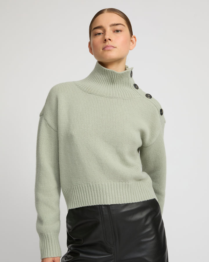 Short oversized knitted jumper