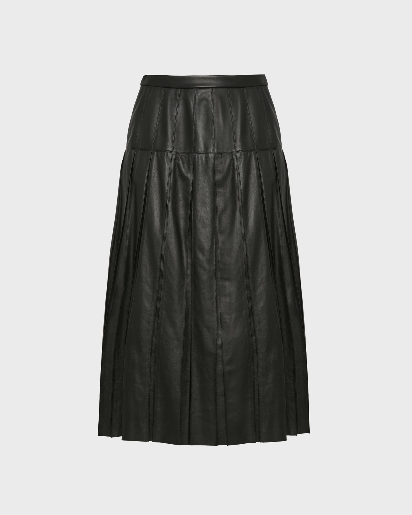 Fine lamb leather pleated skirt