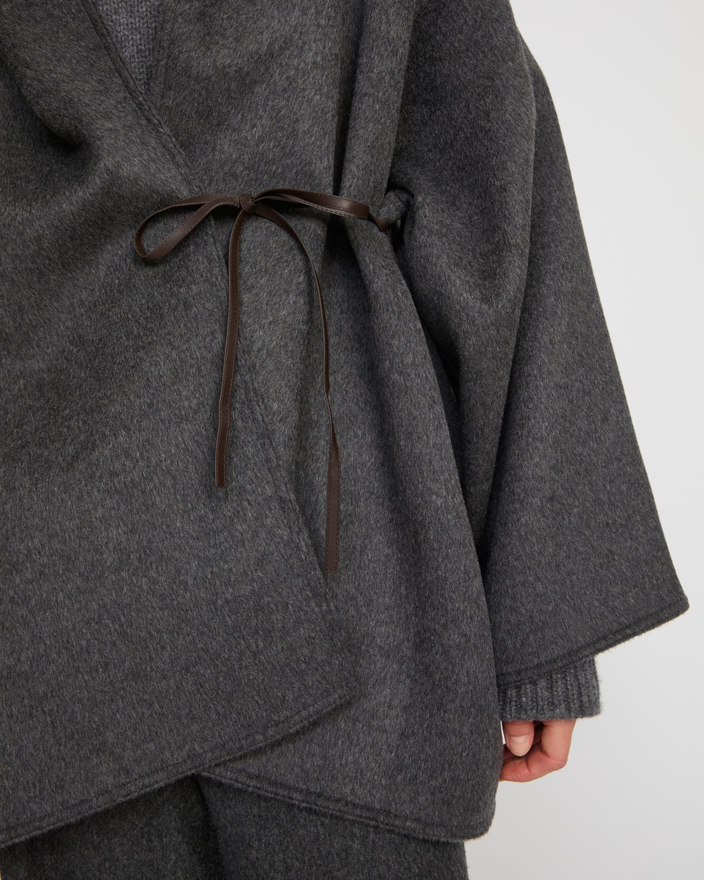 Oversized short coat in double-sided cashmere blend