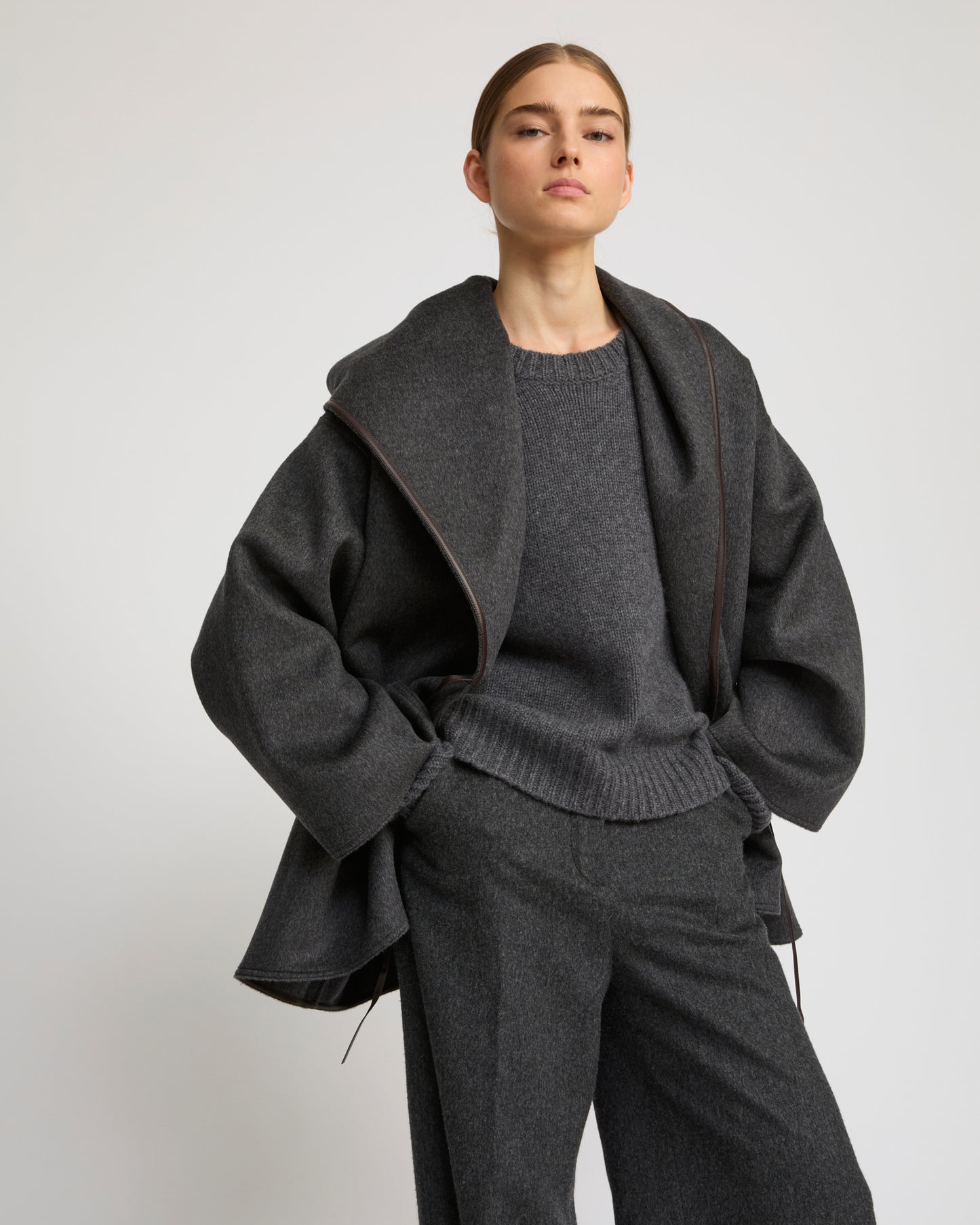 Oversized short coat in double-sided cashmere blend