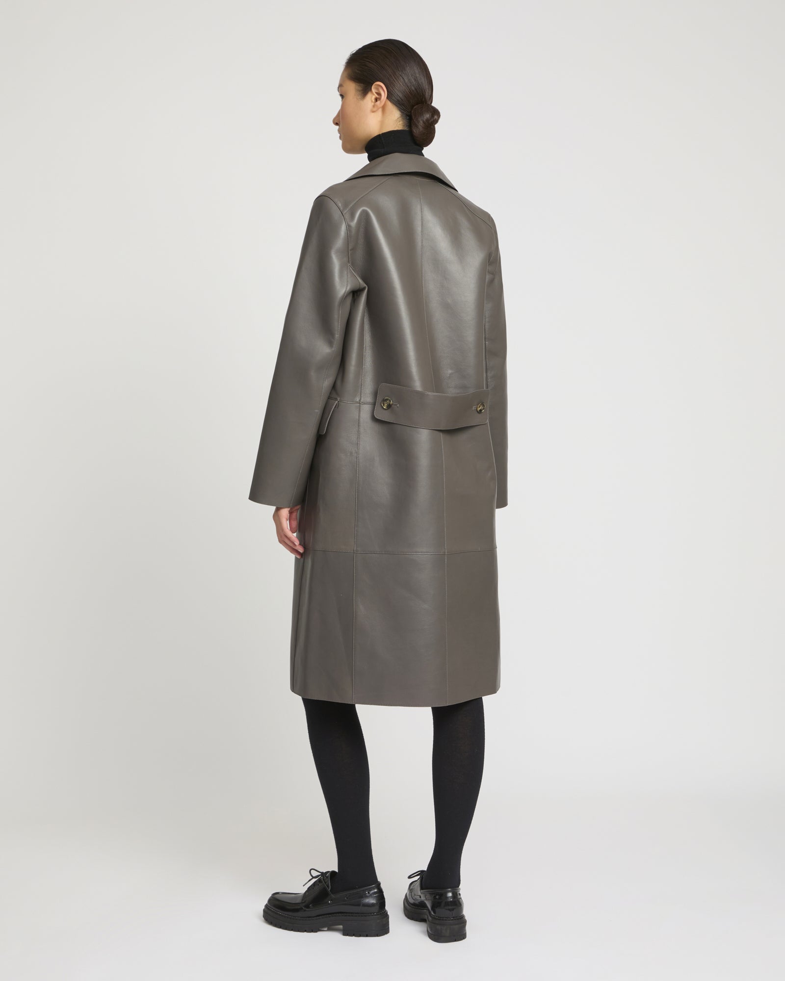 Manteau long en cuir d'agneau doublé tissu motif pied-de-poule