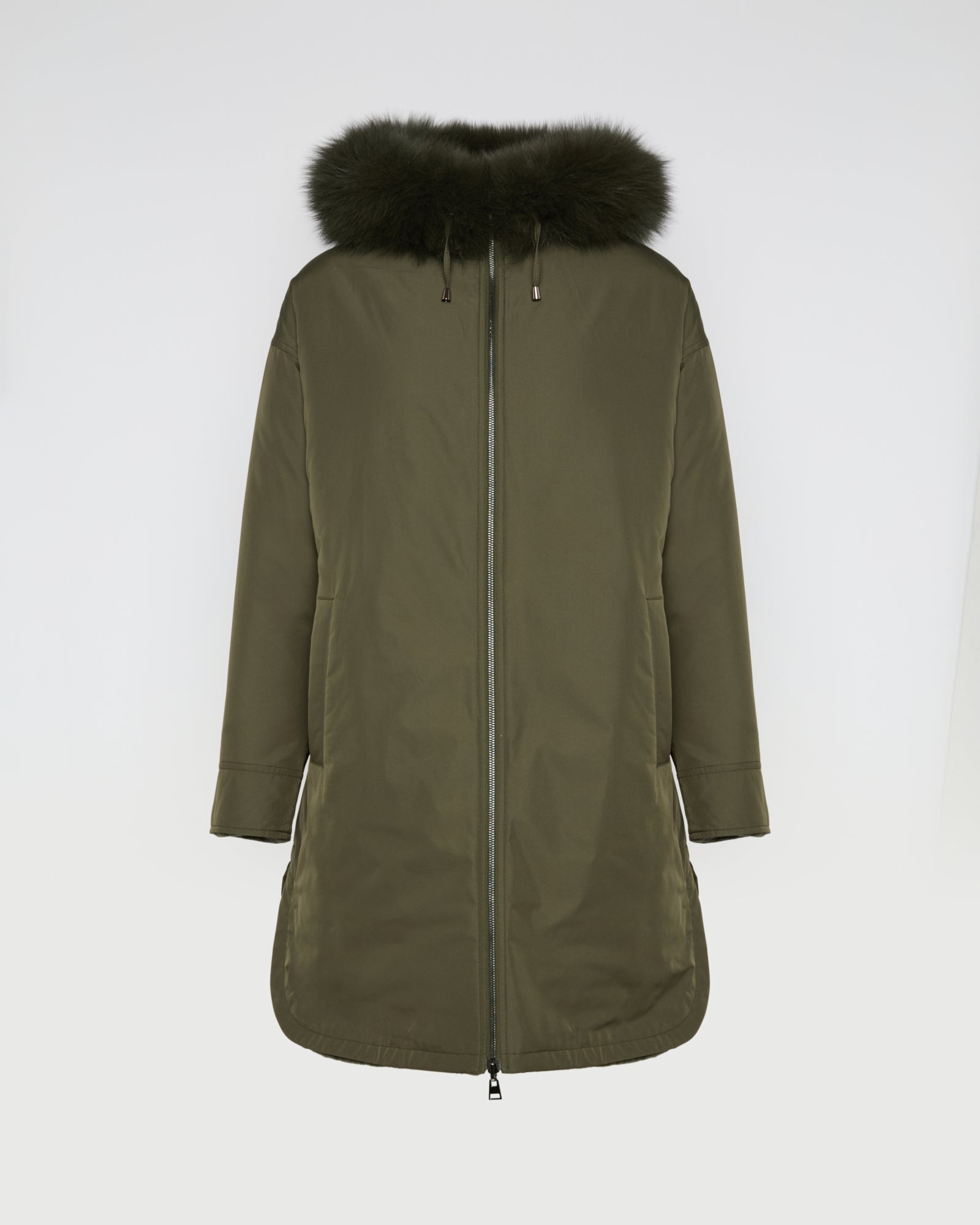 テクニカルファブリックとレックスラビットファーのリバーシブル