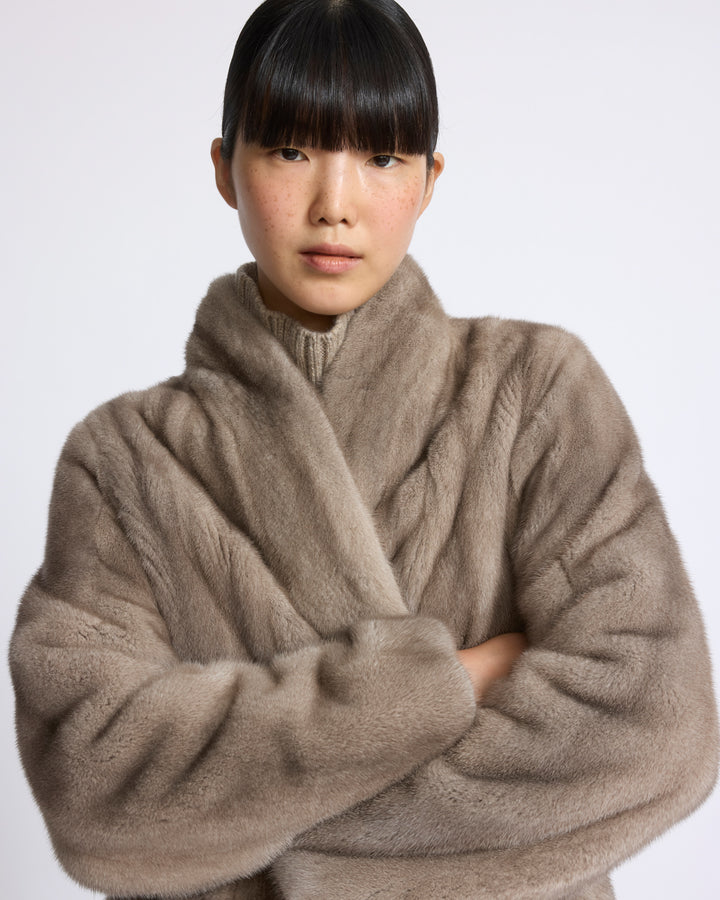Manteau long en fourrure de vison long poil - Yves Salomon - Nouvelle collection Automne Hiver