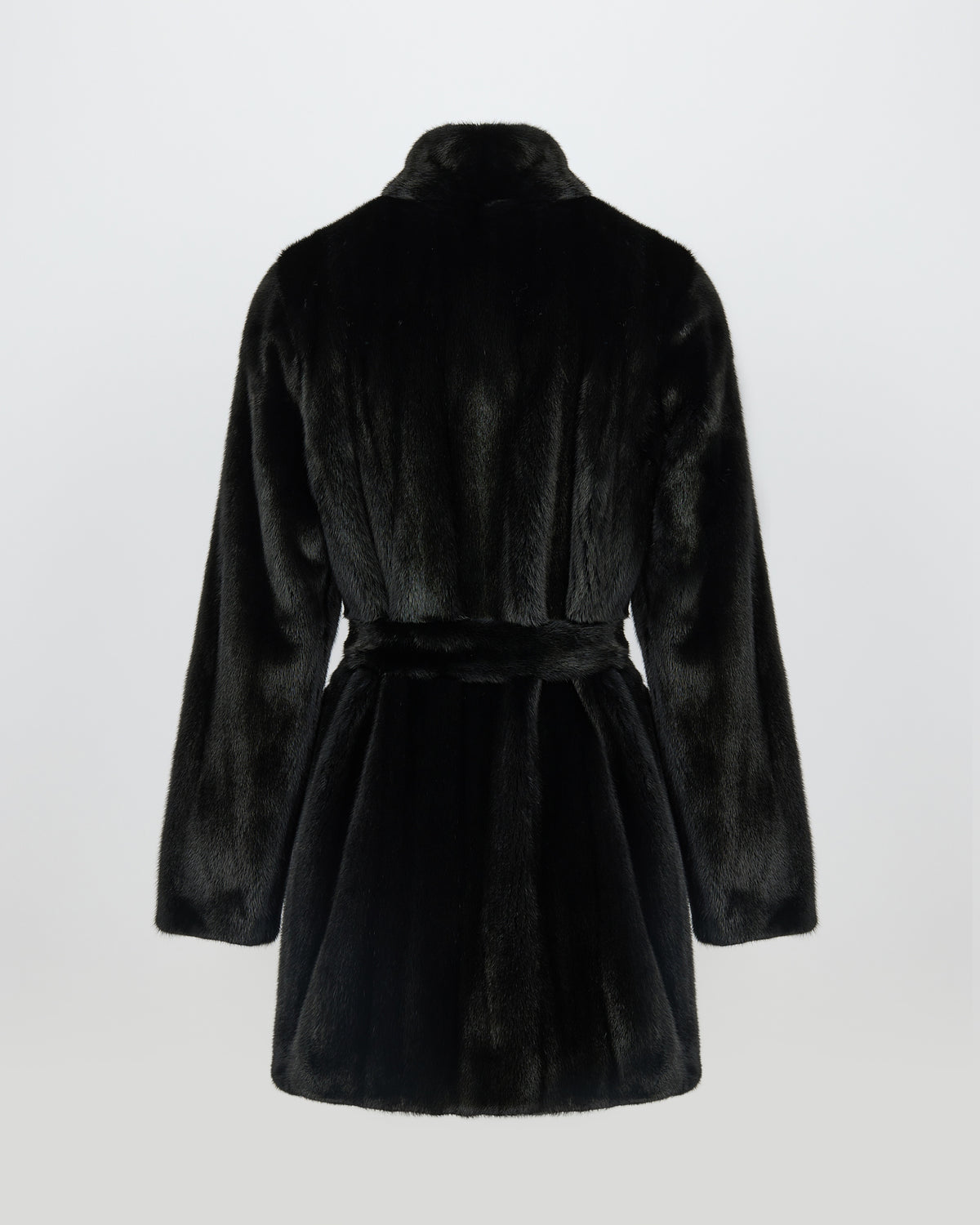 Manteau court ceinturé en fourrure de vison long poil allongé - Yves Salomon - Nouvelle collection Automne Hiver