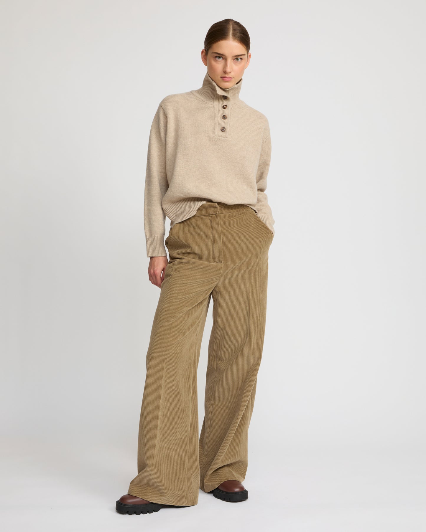 Pantalon large en velours corduroy