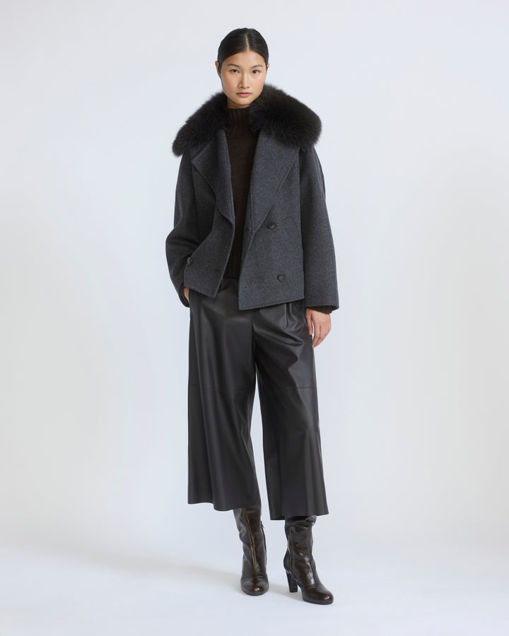 Veste caban en lainage cachemire et col amovible en fourrure de renard