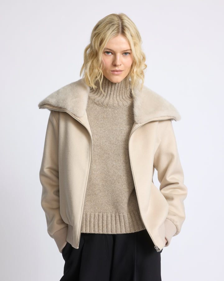 Blouson court en lainage cachemire et col amovible en fourrure de vison - Yves Salomon - Nouvelle collection Automne Hiver