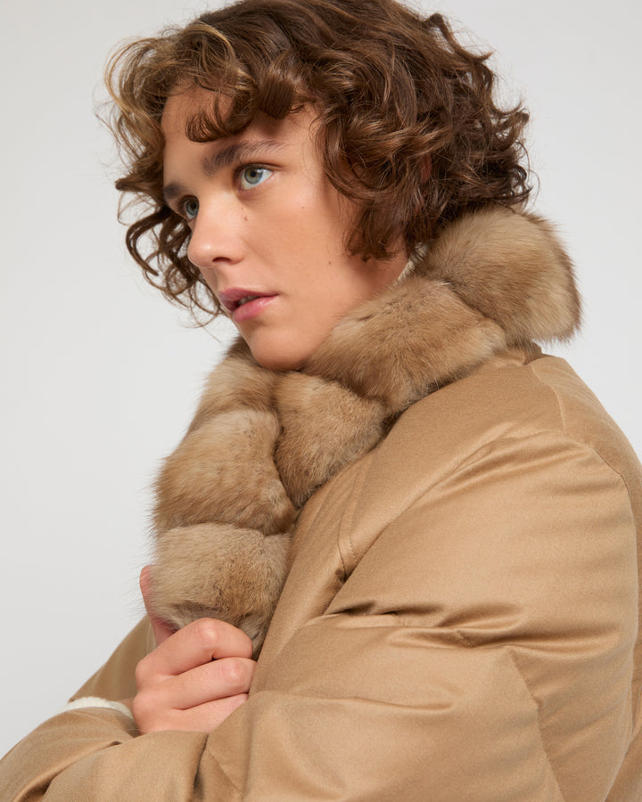 Short flannel down jacket with detachable large sable fur collar