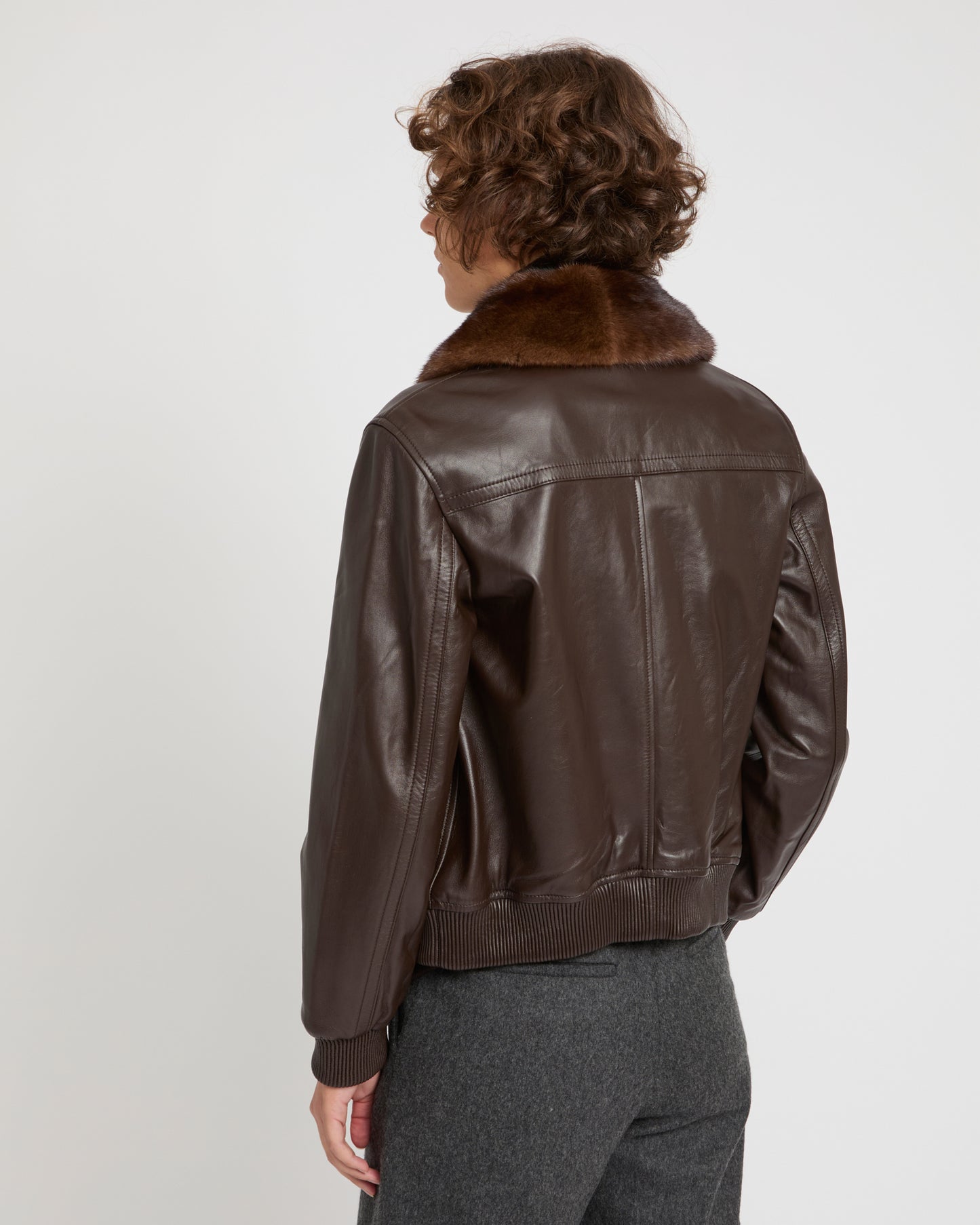 Veste bomber en cuir d'agneau avec col amovible en fourrure de vison