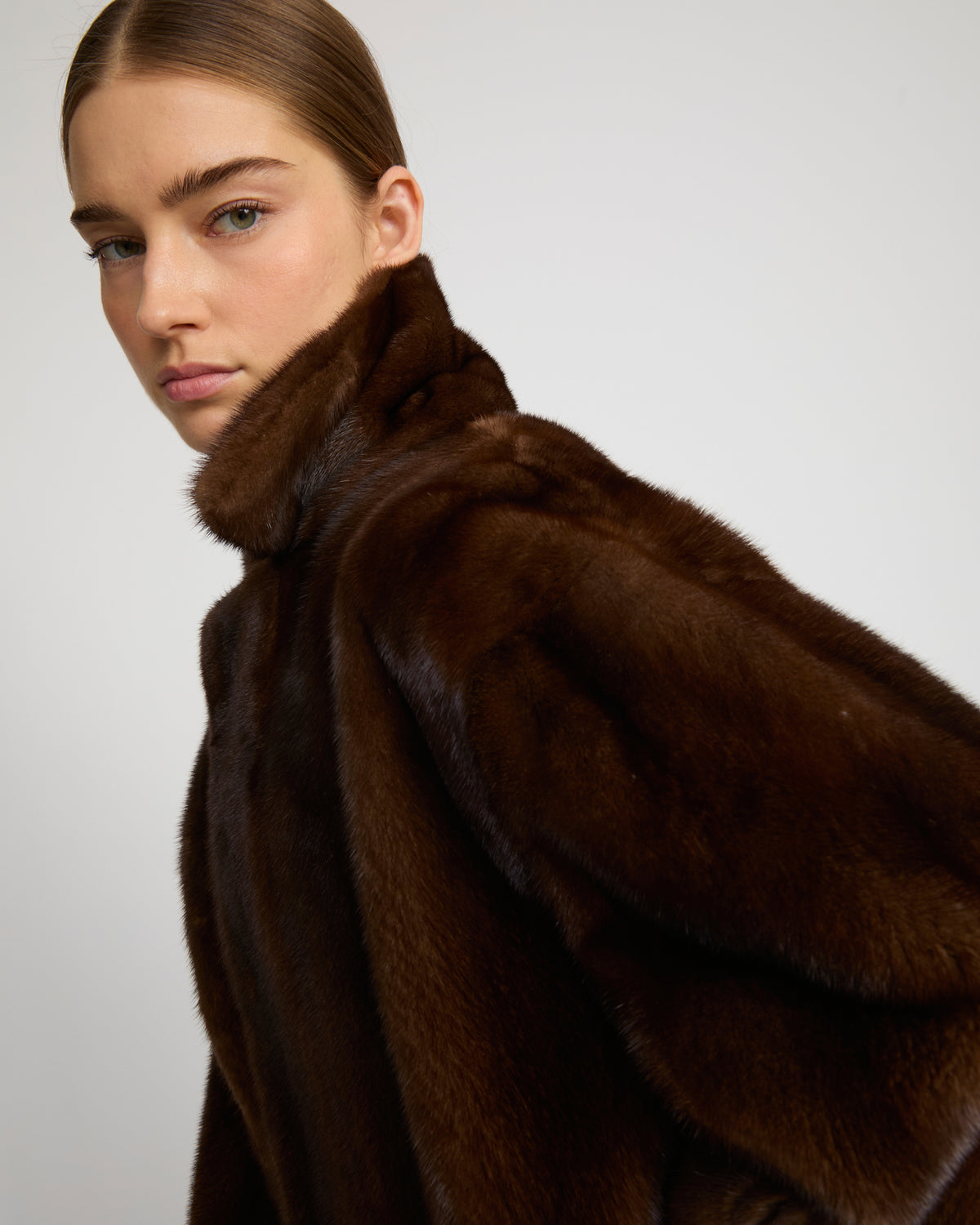 Short double-breasted mink fur jacket
