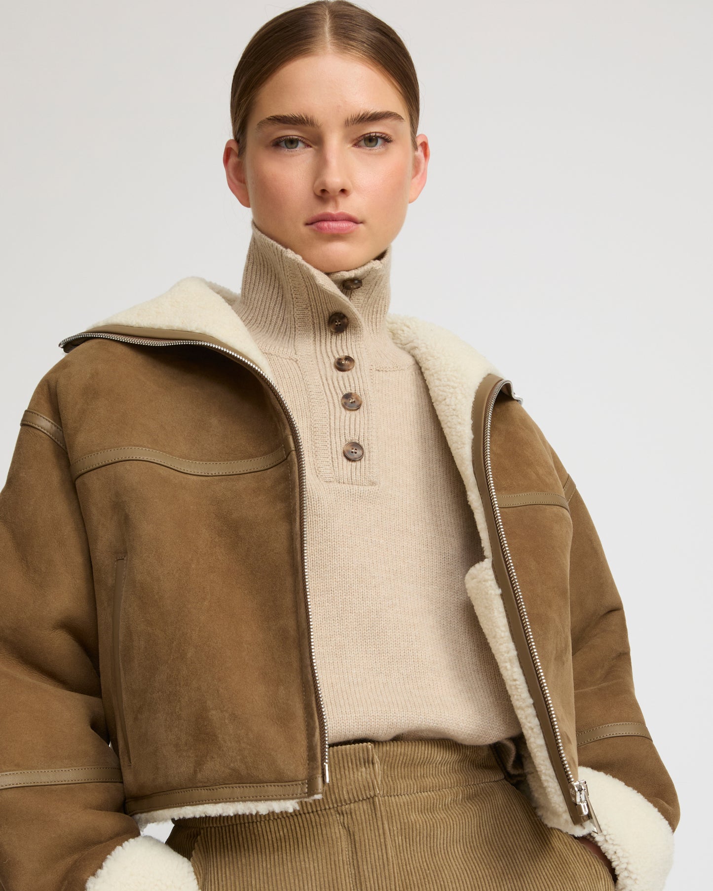 Veste croppée en agneau Mérinos suède -Yves Salomon