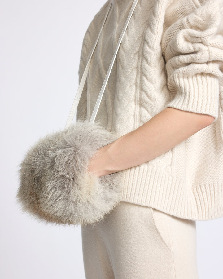 Manchon en fourrure de renard et cuir - Yves Salomon - Nouvelle collection Automne Hiver