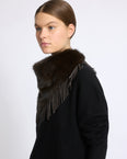 Bandana en fourrure de vison et franges en cuir d'agneau