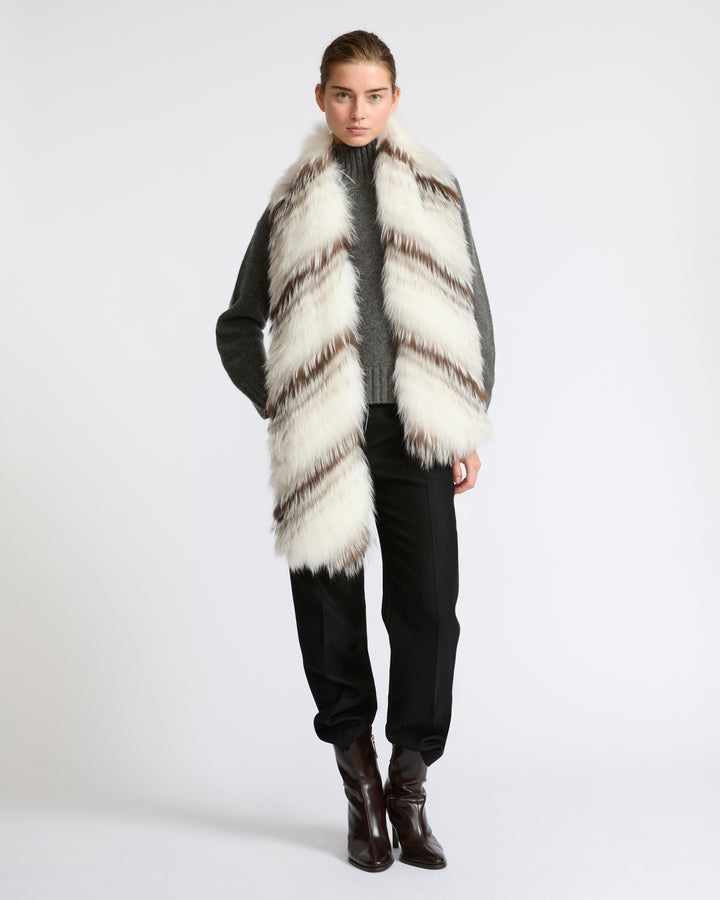 Écharpe en fourrure de renard galonnée- Yves Salomon - Nouvelle collection Automne Hiver