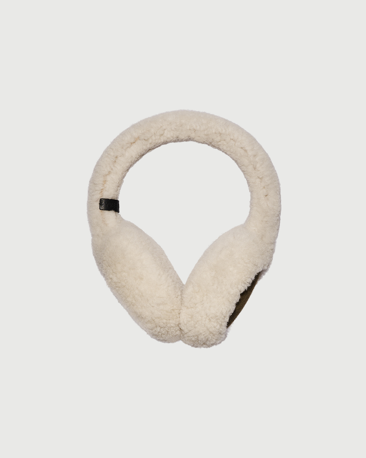 Cache-oreilles en peau lainée d'agneau Mérinos bouclé- Yves Salomon - Nouvelle collection Automne Hiver