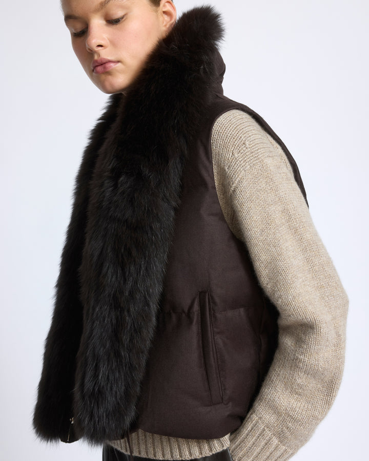 Gilet sans manches en flanelle et col amovible en fourrure de renard - Yves Salomon - Nouvelle collection Automne Hiver