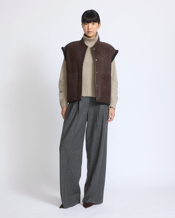 Gilet sans manches en agneau Mérinos bouclé - Yves Salomon - Nouvelle collection Automne Hiver