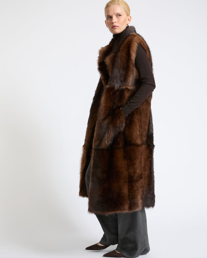 Gilet long sans manches en agneau Toscane- Yves Salomon - Nouvelle collection Automne Hiver