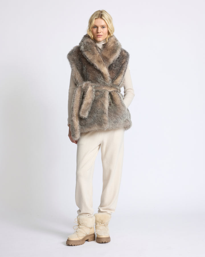 Gilet sans manches en agneau Toscane façon fourrure - Yves Salomon - Nouvelle collection Automne Hiver