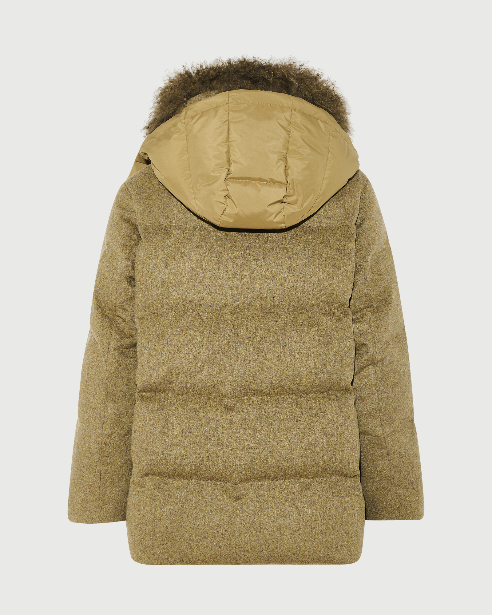 Doudoune à capuche en tissu Loro Piana 100% cachemire membrané avec col en agneau long poil frisé- Yves Salomon - Nouvelle collection Automne Hiver