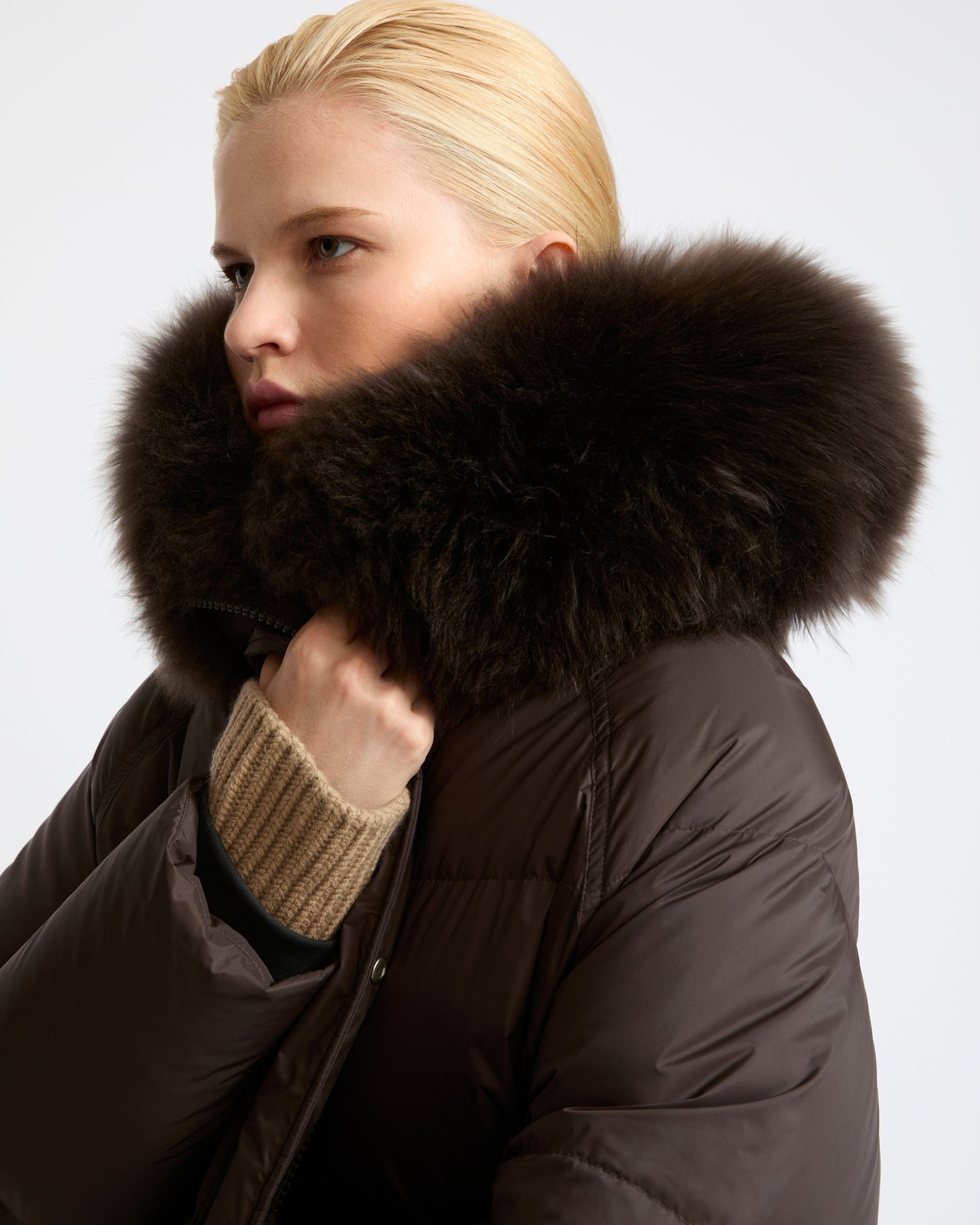 Doudoune longue en tissu technique imperméable et agneau laine vaporeuse- Yves Salomon - Nouvelle collection Automne Hiver
