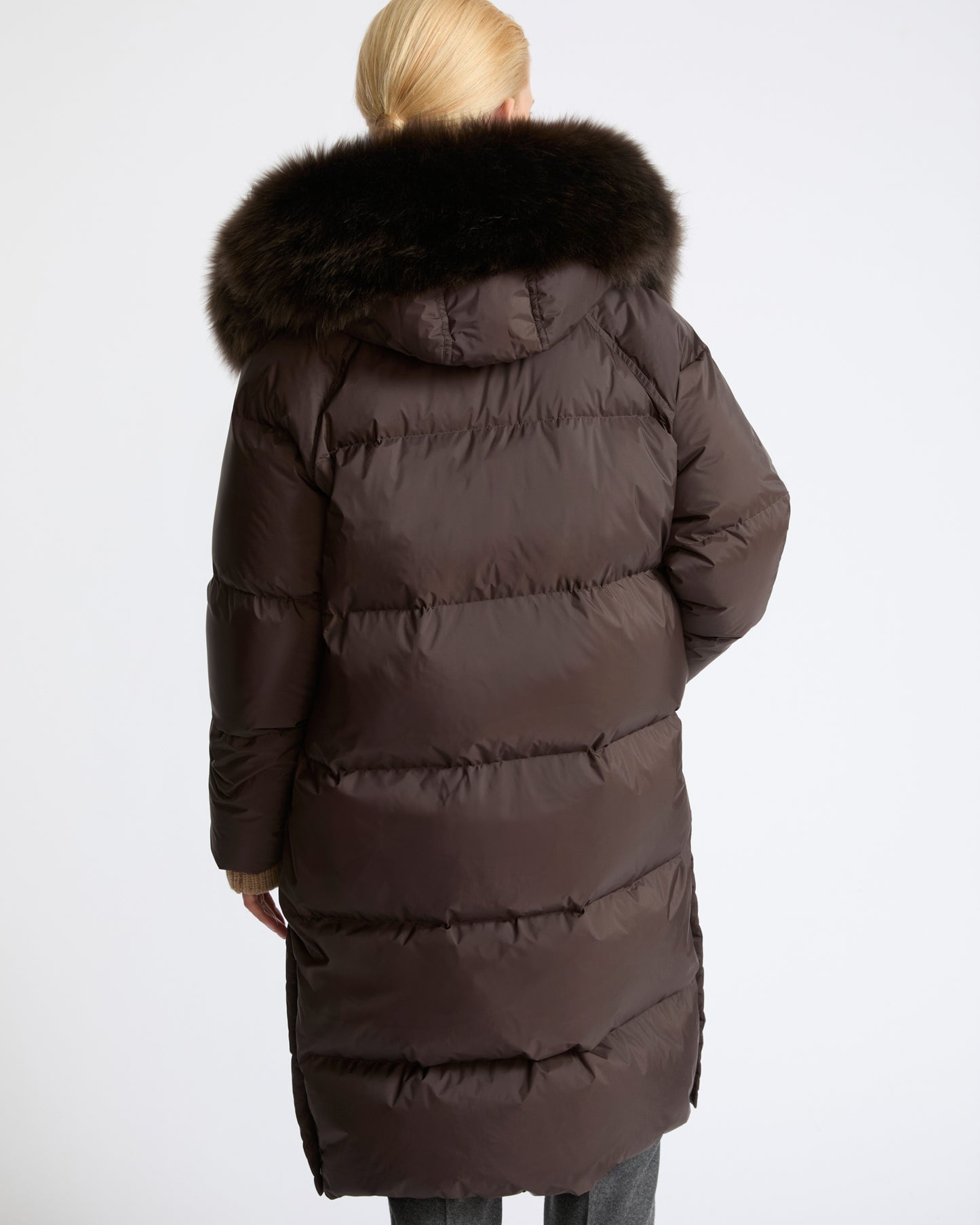 Doudoune longue en tissu technique imperméable et agneau laine vaporeuse- Yves Salomon - Nouvelle collection Automne Hiver