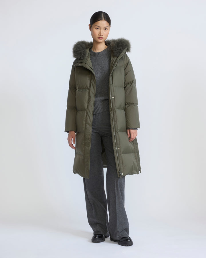 Doudoune longue en tissu technique imperméable et agneau laine vaporeuse