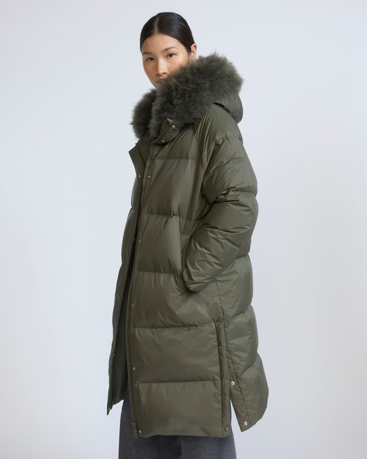 Doudoune longue en tissu technique imperméable et agneau laine vaporeuse
