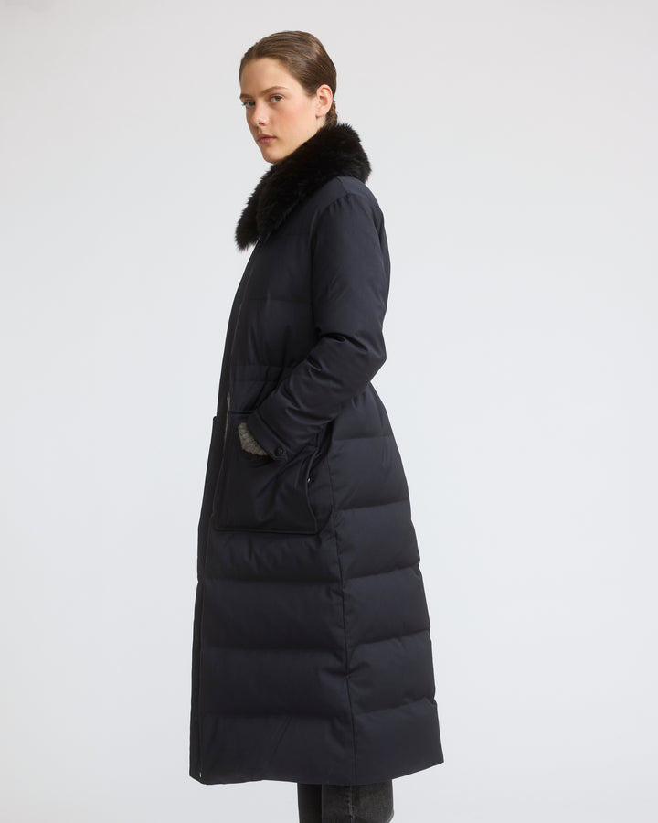 Doudoune longue en tissu technique en laine mélangée imperméable avec col en peau lainée d'agneau - Yves Salomon - Nouvelle collection Automne Hiver
