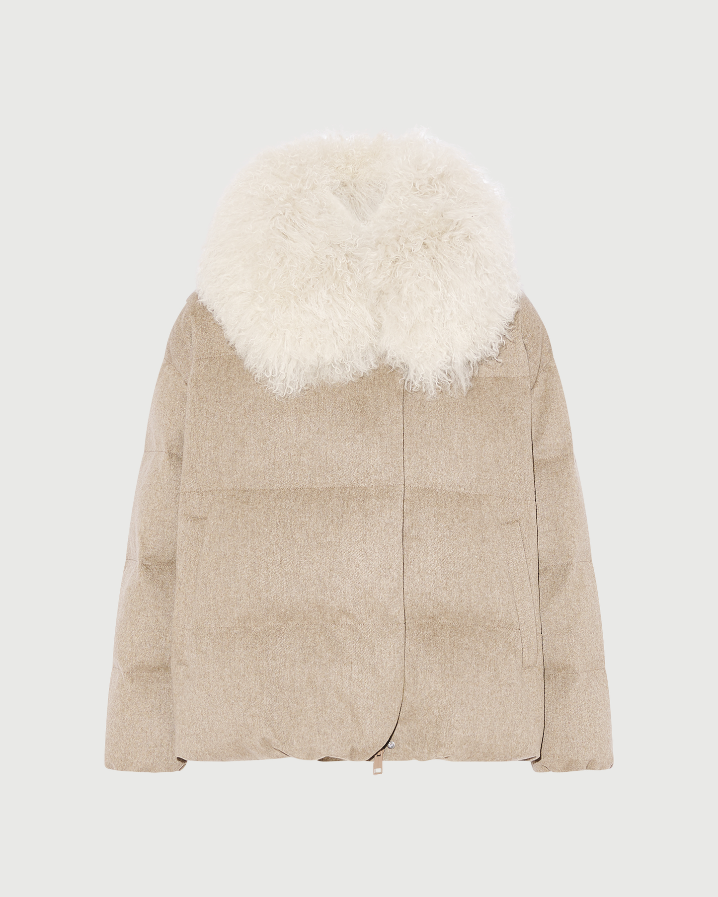 Doudoune en tissu Loro Piana Storm System 100% cachemire avec col en agneau long poil frisé- Yves Salomon - Nouvelle collection Automne Hiver