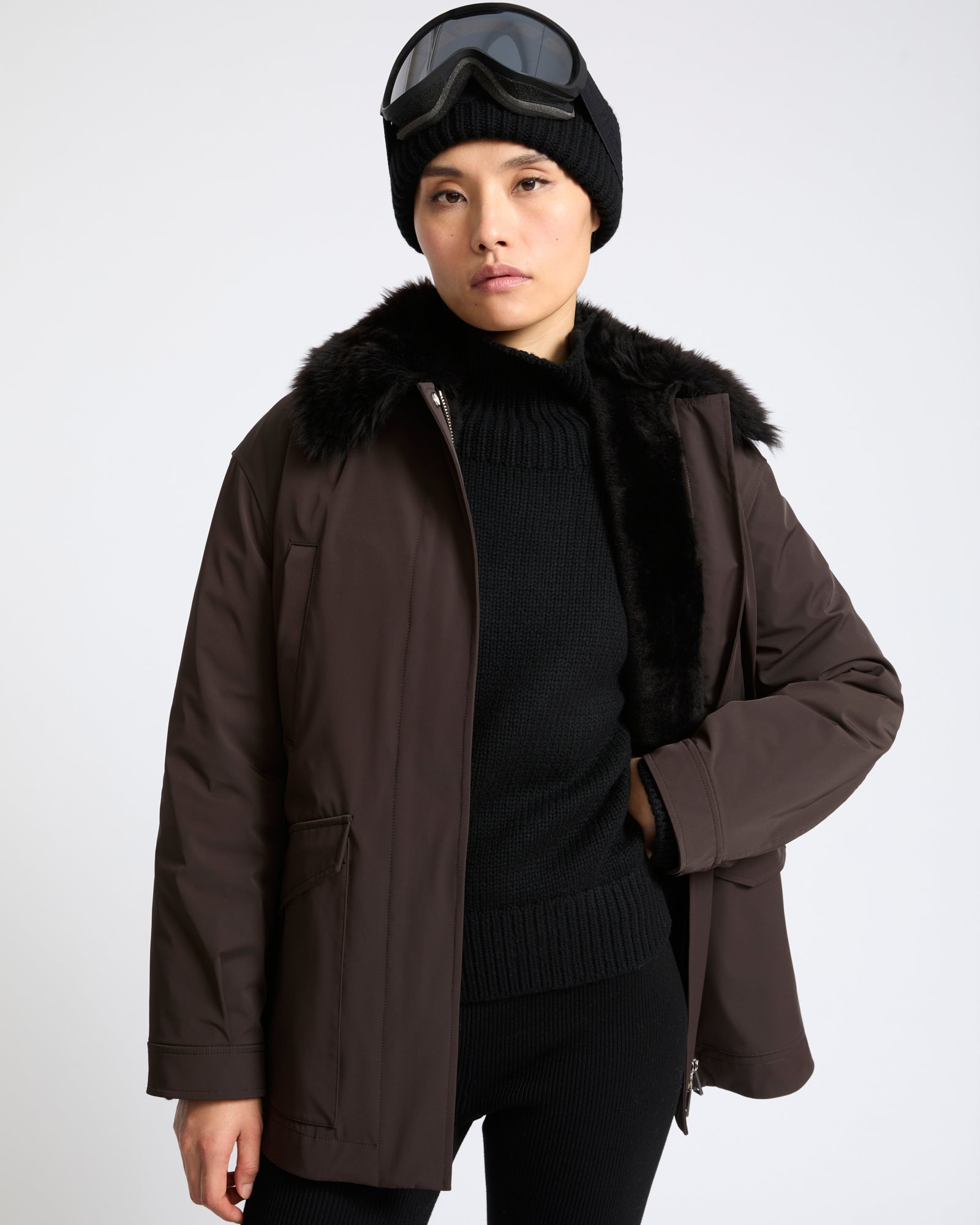 Parka col chemise en tissu technique imperméable et peau lainée d'agneau- Yves Salomon - Nouvelle collection Automne Hiver