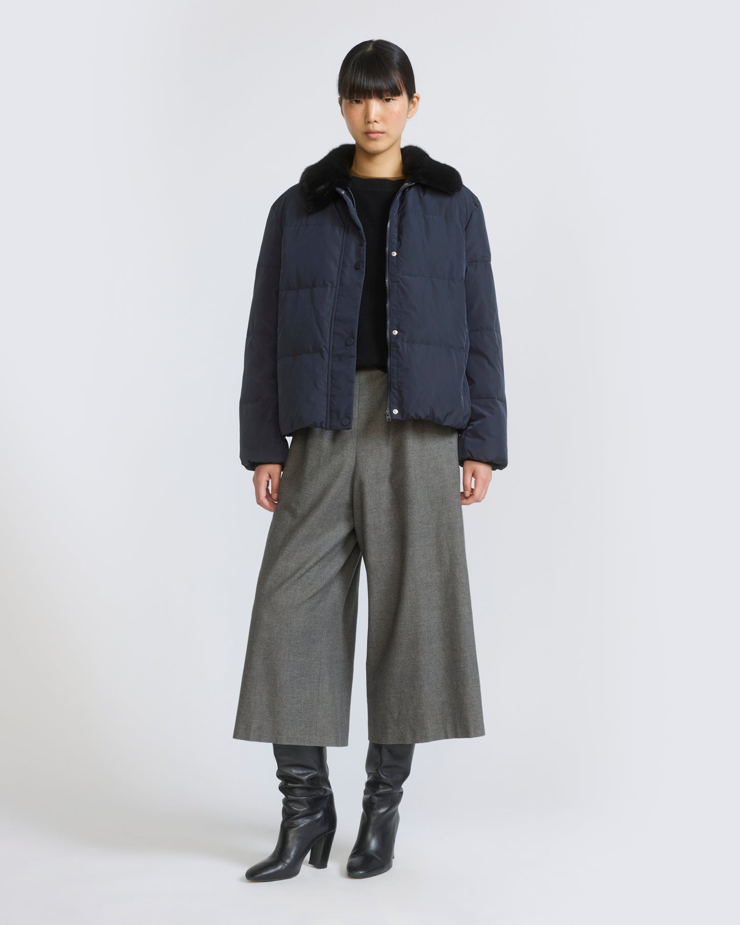 Short down jacket in waterproof technical fabric with mink fur trim