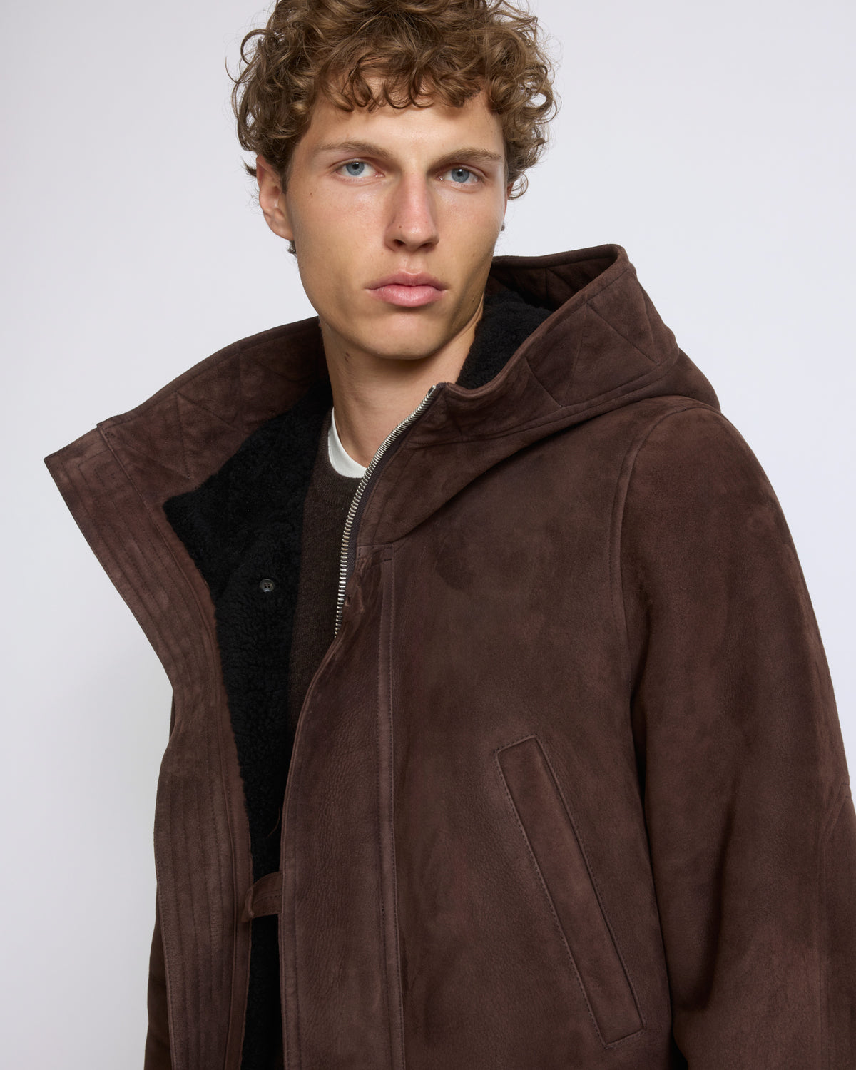 Parka en peau lainée suède d'agneau à laine bouclée - Yves Salomon - Nouvelle collection Automne Hiver