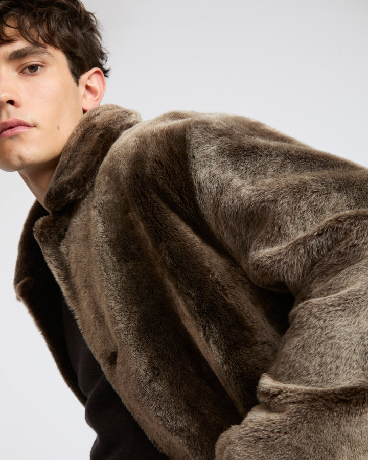 Manteau en peau lainée d'agneau Lacon- Yves Salomon - Nouvelle collection Automne Hiver