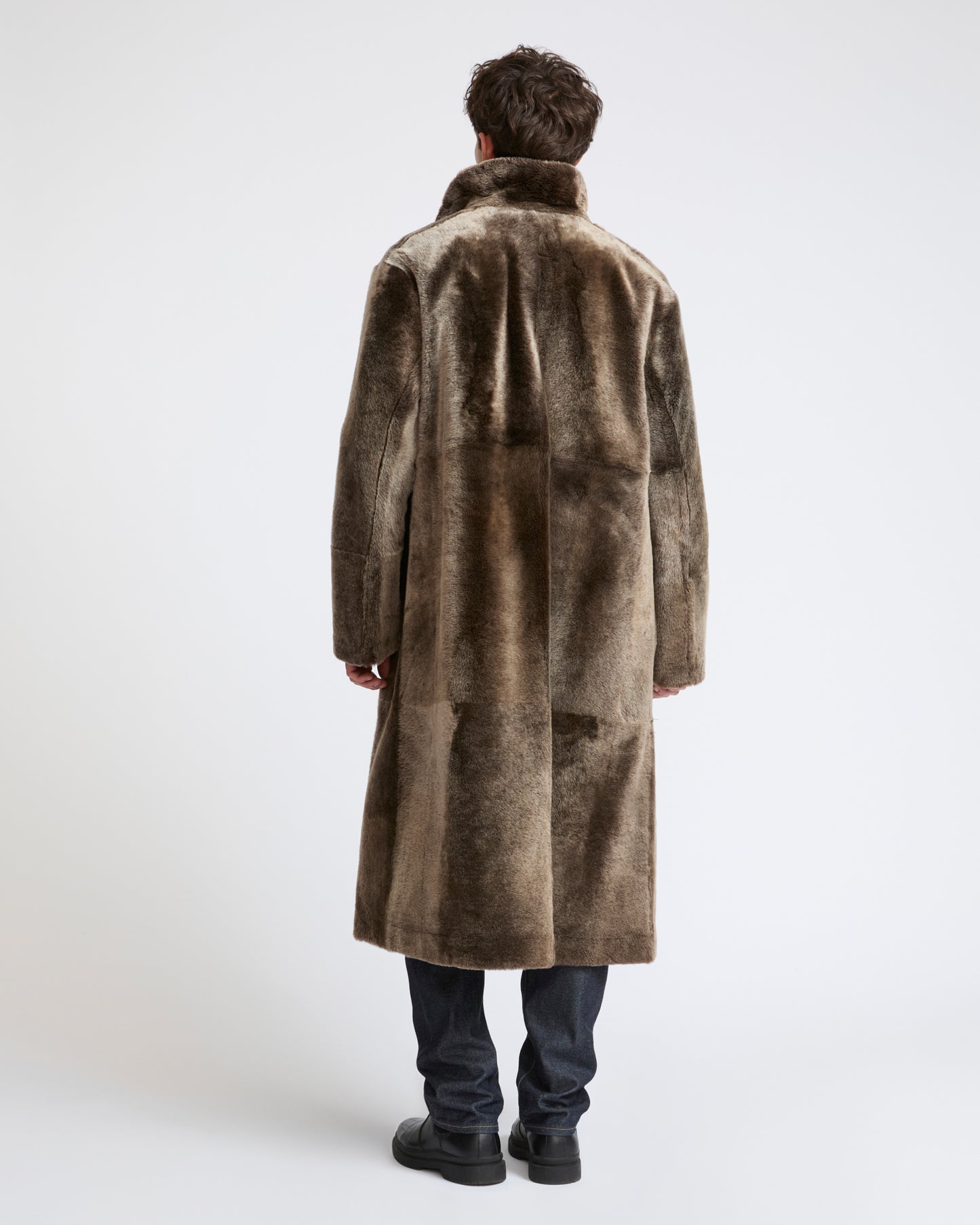 Manteau en peau lainée d'agneau Lacon- Yves Salomon - Nouvelle collection Automne Hiver