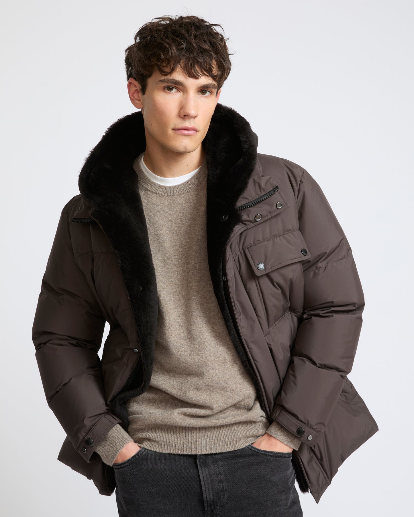Doudoune en tissu technique avec plastron en peau lainée d'agneau- Yves Salomon - Nouvelle collection Automne Hiver