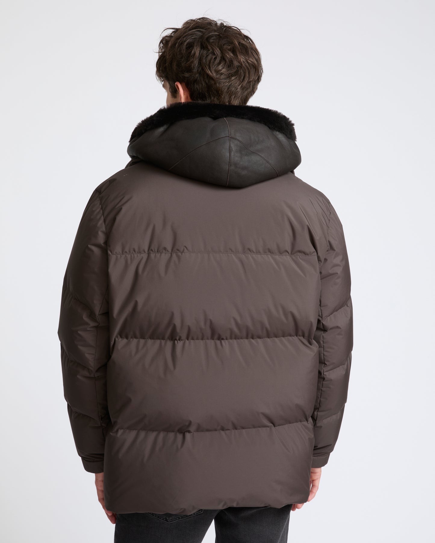 Doudoune en tissu technique avec plastron en peau lainée d'agneau- Yves Salomon - Nouvelle collection Automne Hiver