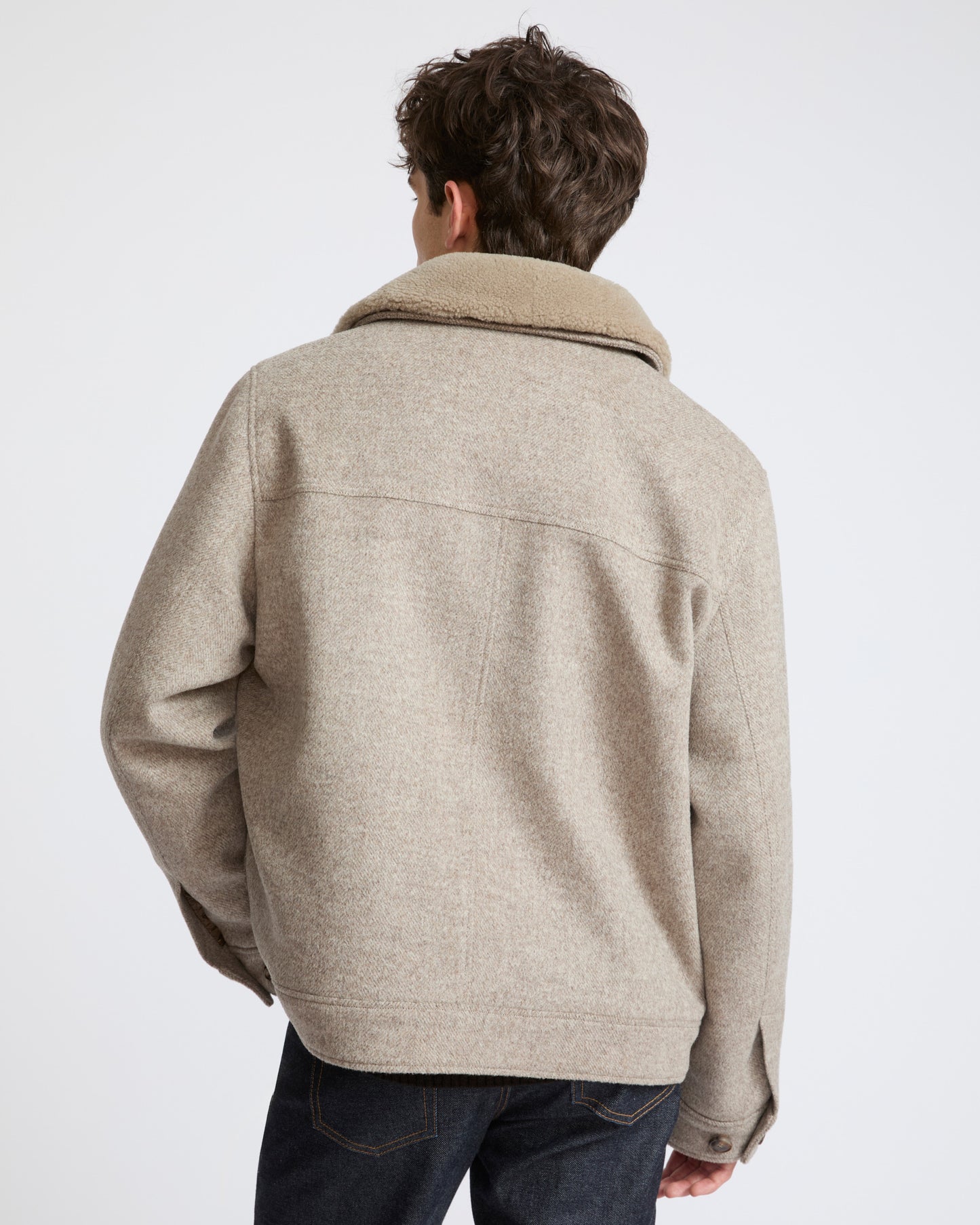 Veste en tissu en lainage chevron avec col en peau lainée d'agneau- Yves Salomon - Nouvelle collection Automne Hiver
