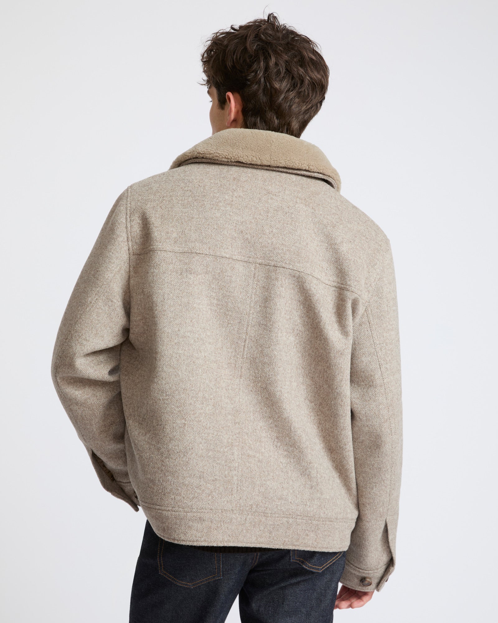 Veste en tissu en lainage chevron avec col en peau lainée d'agneau- Yves Salomon - Nouvelle collection Automne Hiver