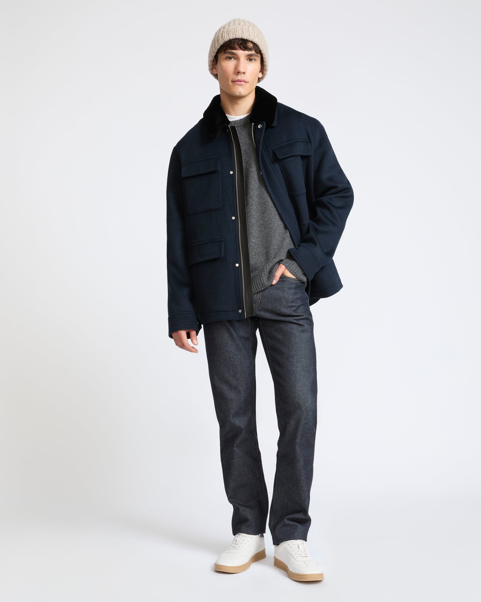 Veste en lainage cachemire double face avec col en fourrure de vison rasé- Yves Salomon - Nouvelle collection Automne Hiver