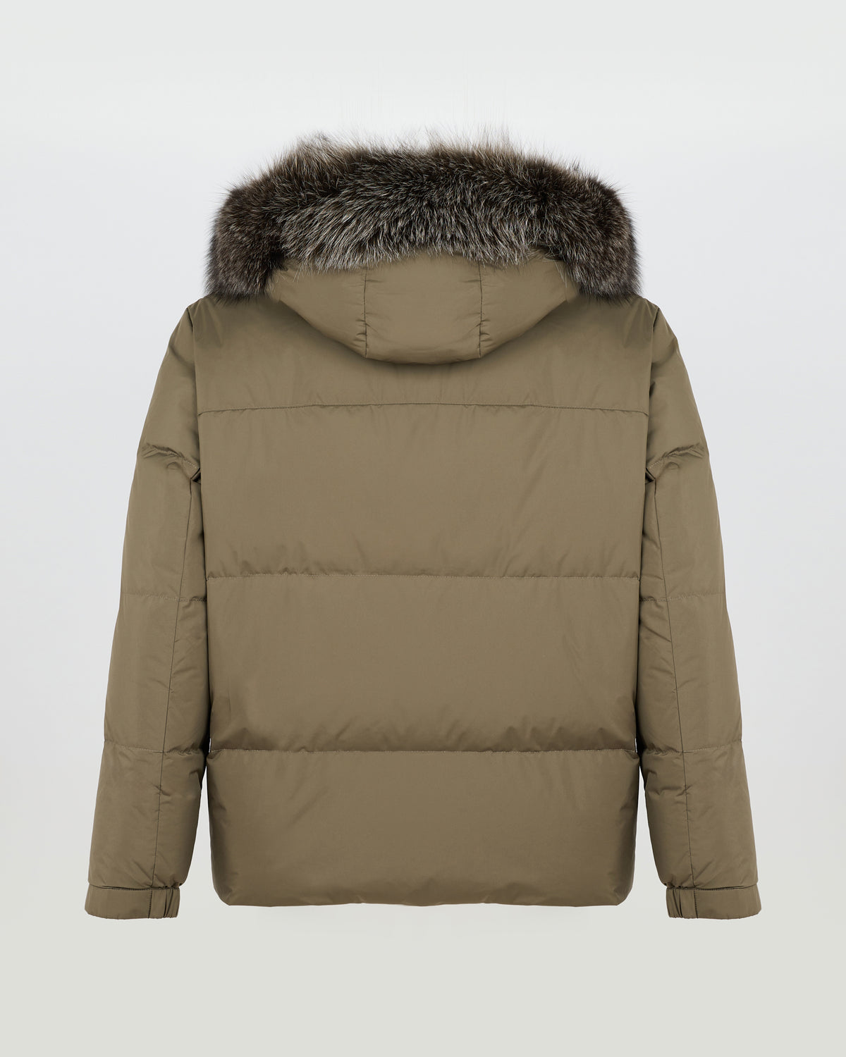 Doudoune courte en tissu technique avec capuche en fourrure de renard - Yves Salomon - Nouvelle collection Automne Hiver