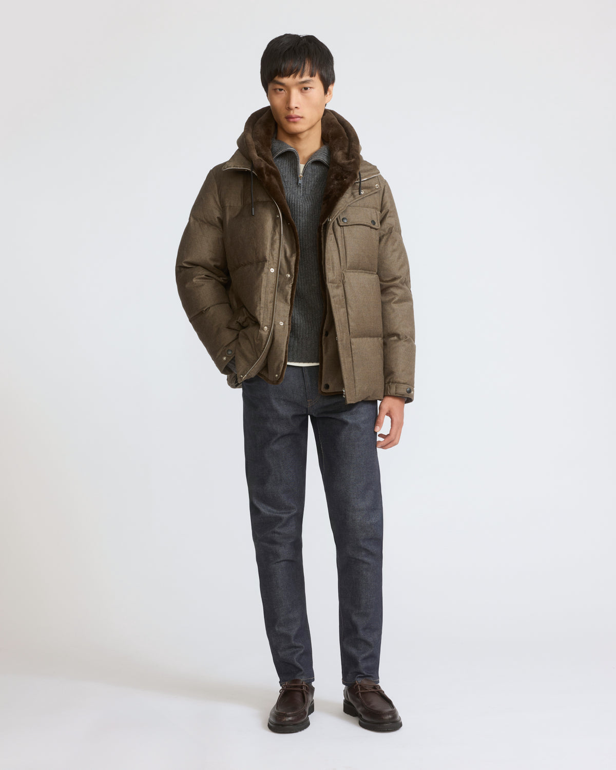 Doudoune en tissu technique Loro Piana imperméable avec plastron en fourrure de vison éjarré - Yves Salomon - Nouvelle collection Automne Hiver