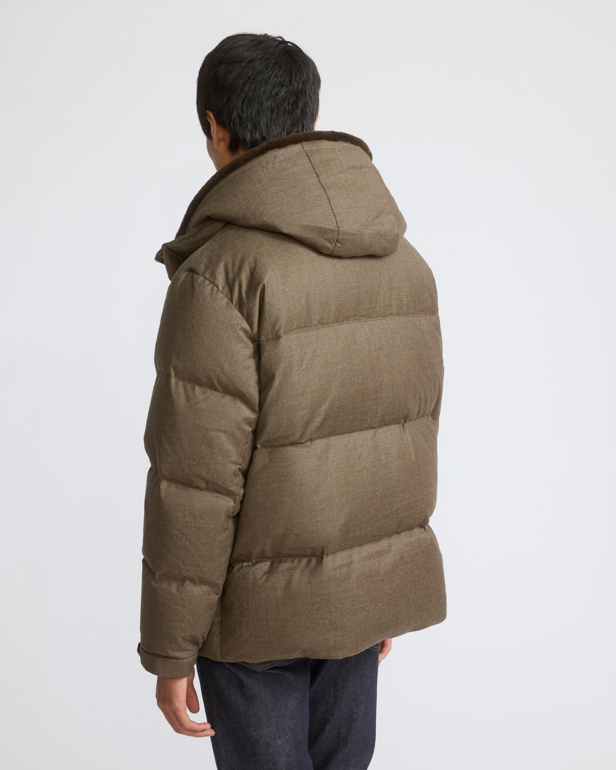 Doudoune en tissu technique Loro Piana imperméable avec plastron en fourrure de vison éjarré - Yves Salomon - Nouvelle collection Automne Hiver