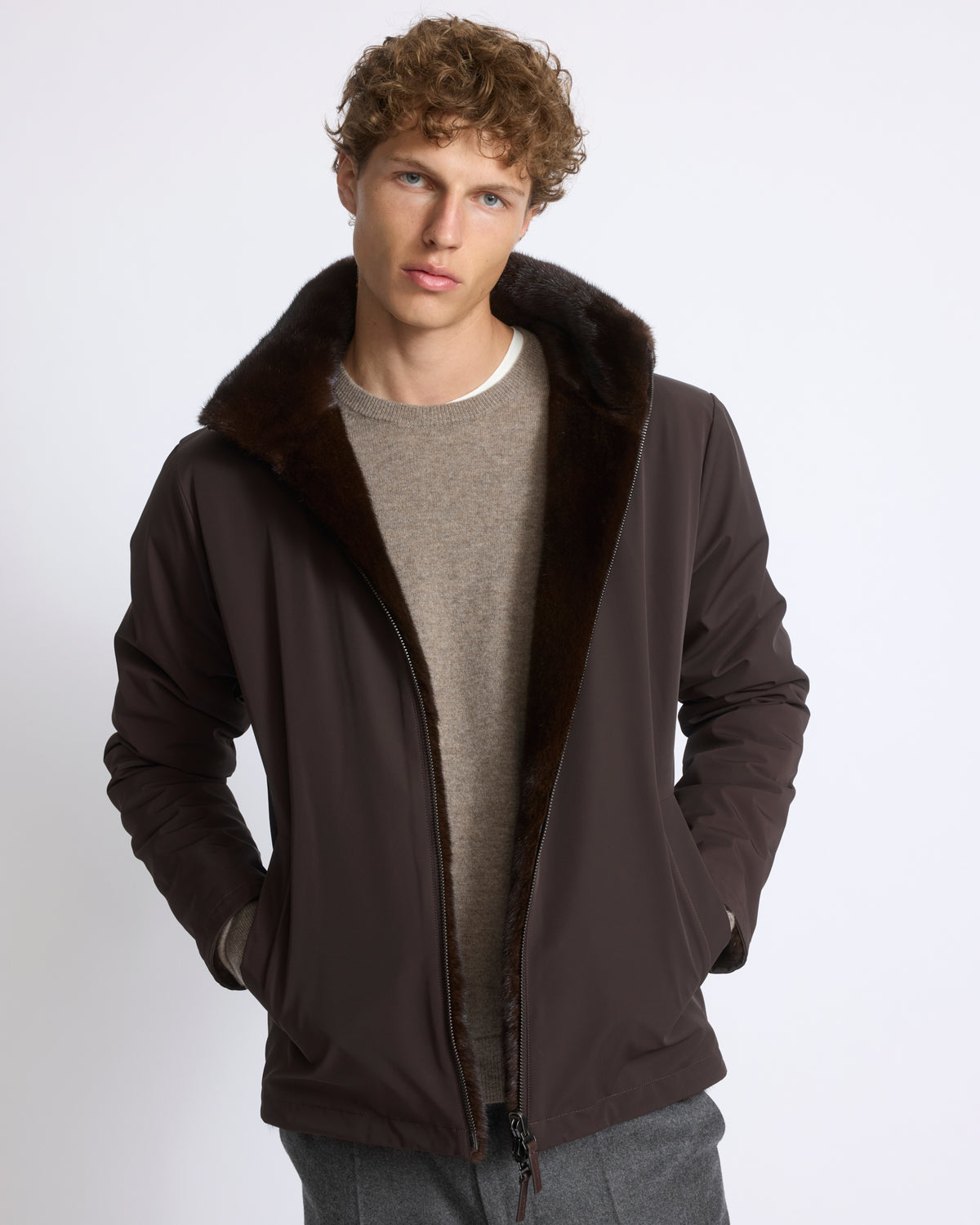 Veste en fourrure de vison long poil réversible tissu technique - Yves Salomon - Nouvelle collection Automne Hiver