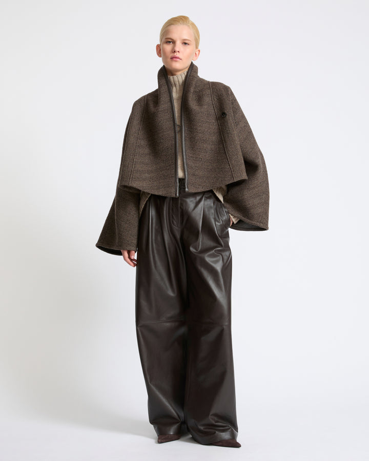 Veste cape en lainage double face à chevrons- Yves Salomon - Nouvelle collection Automne Hiver
