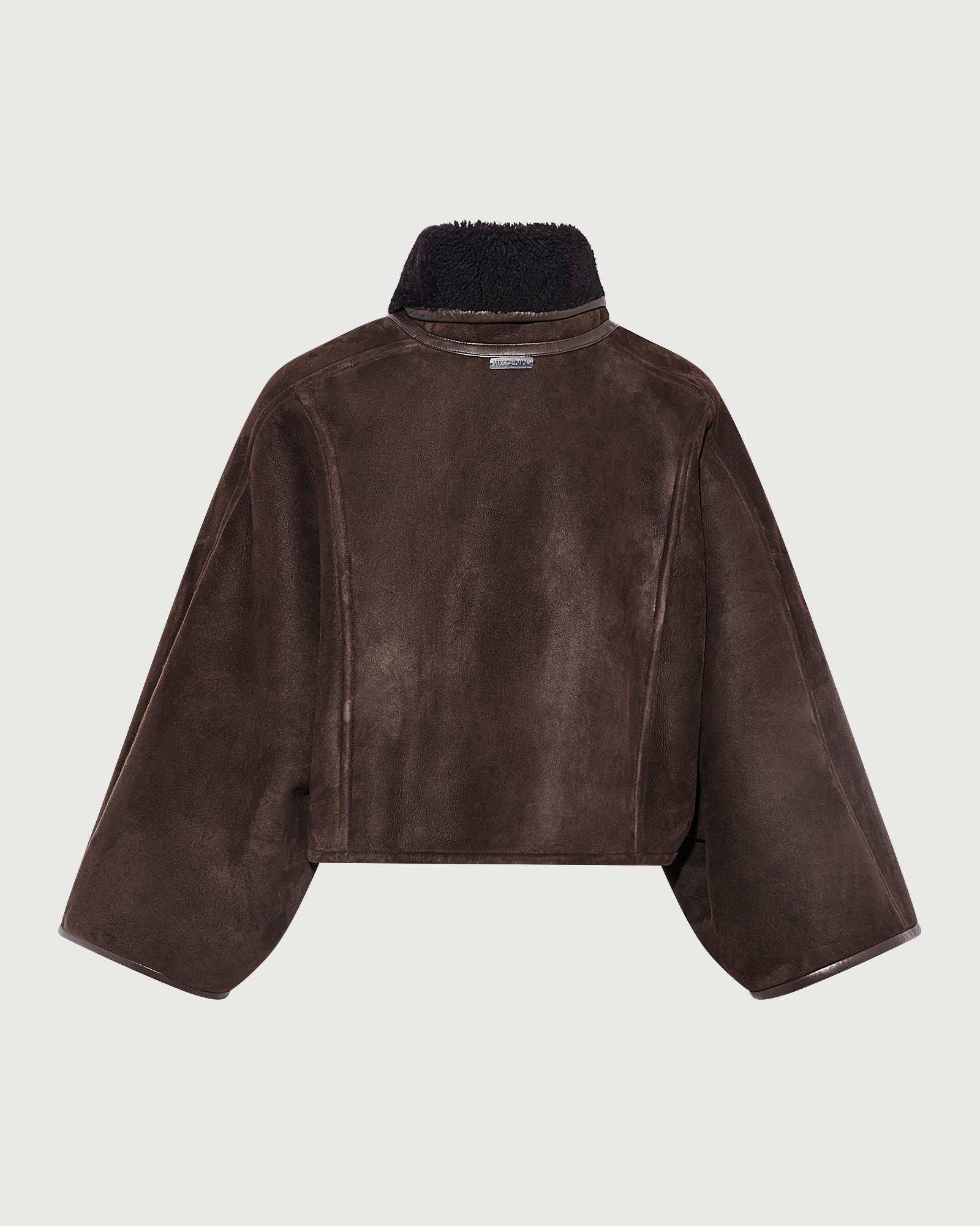Cape courte en peau lainée d'agneau- Yves Salomon - Nouvelle collection Automne Hiver
