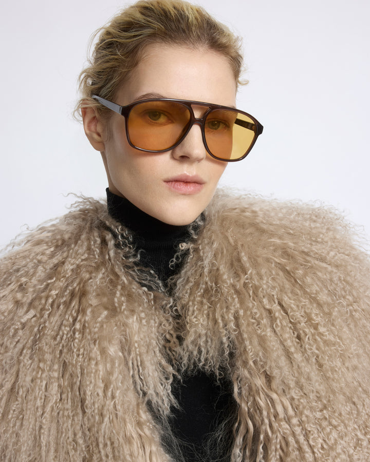 Gilet en maille Mérinos et agneau long poil frisé - Yves Salomon - Nouvelle collection Automne Hiver